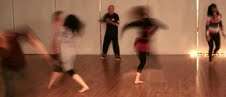 שיעור חמשת המקצבים עם ריבי דיימונד בתל אביב יפו - לרקוד עם ריבי דיימונד - דרך גוף