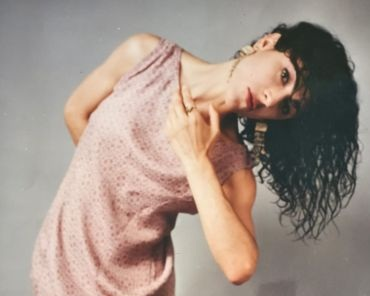 מטפל בתנועה ובמחול  - ירדן נבון - דרך גוף